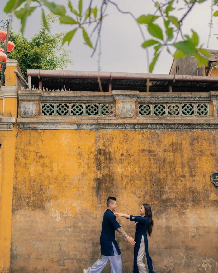 COUPLE — Hội An