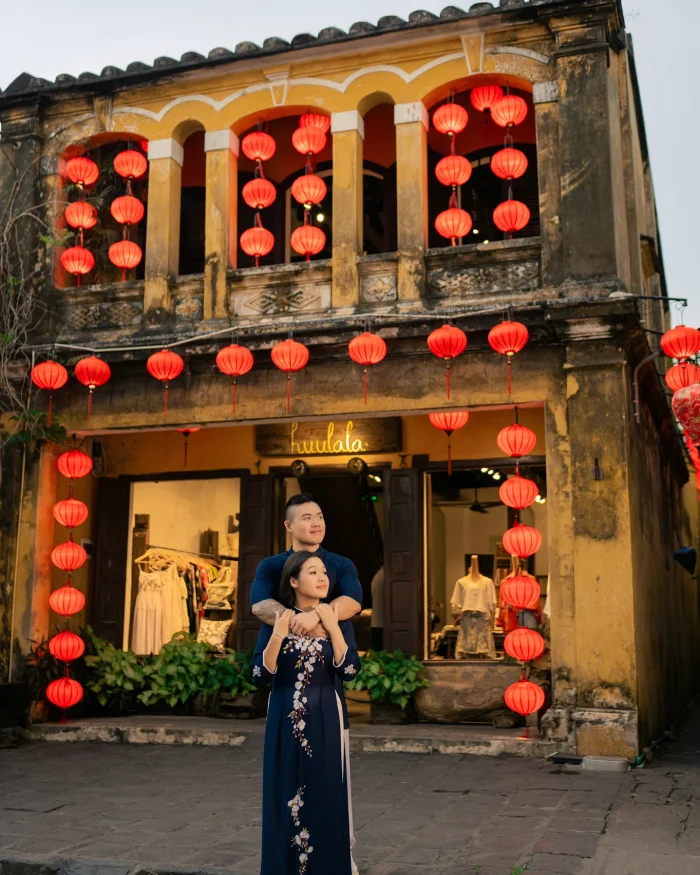 COUPLE — Hội An