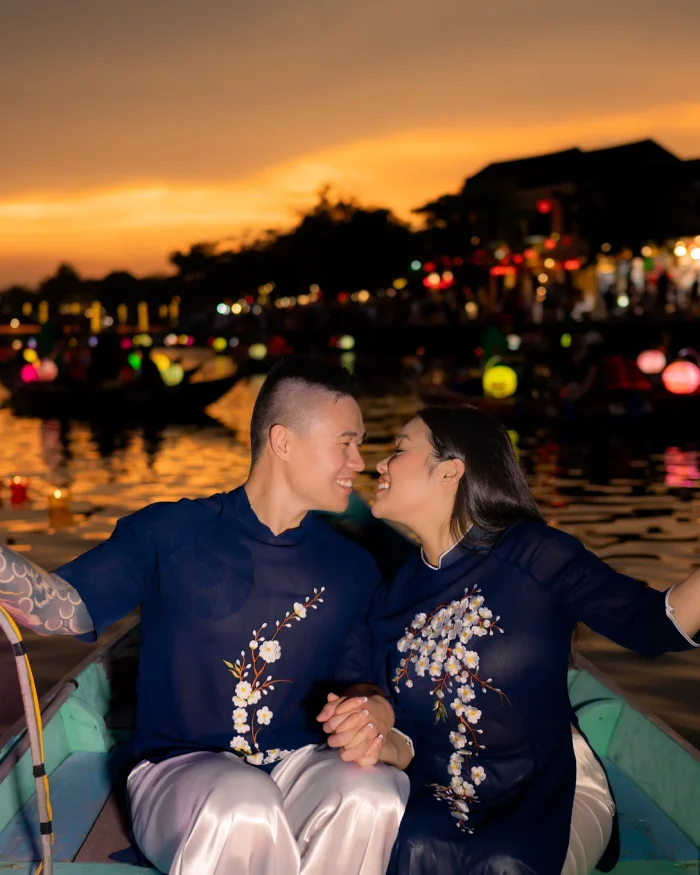 COUPLE — Hội An