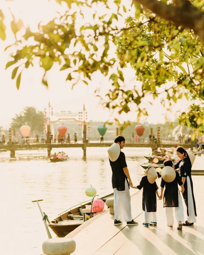 Family — Hội An