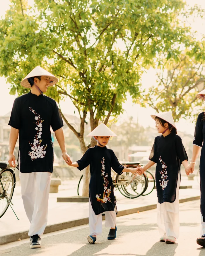 Family — Hội An